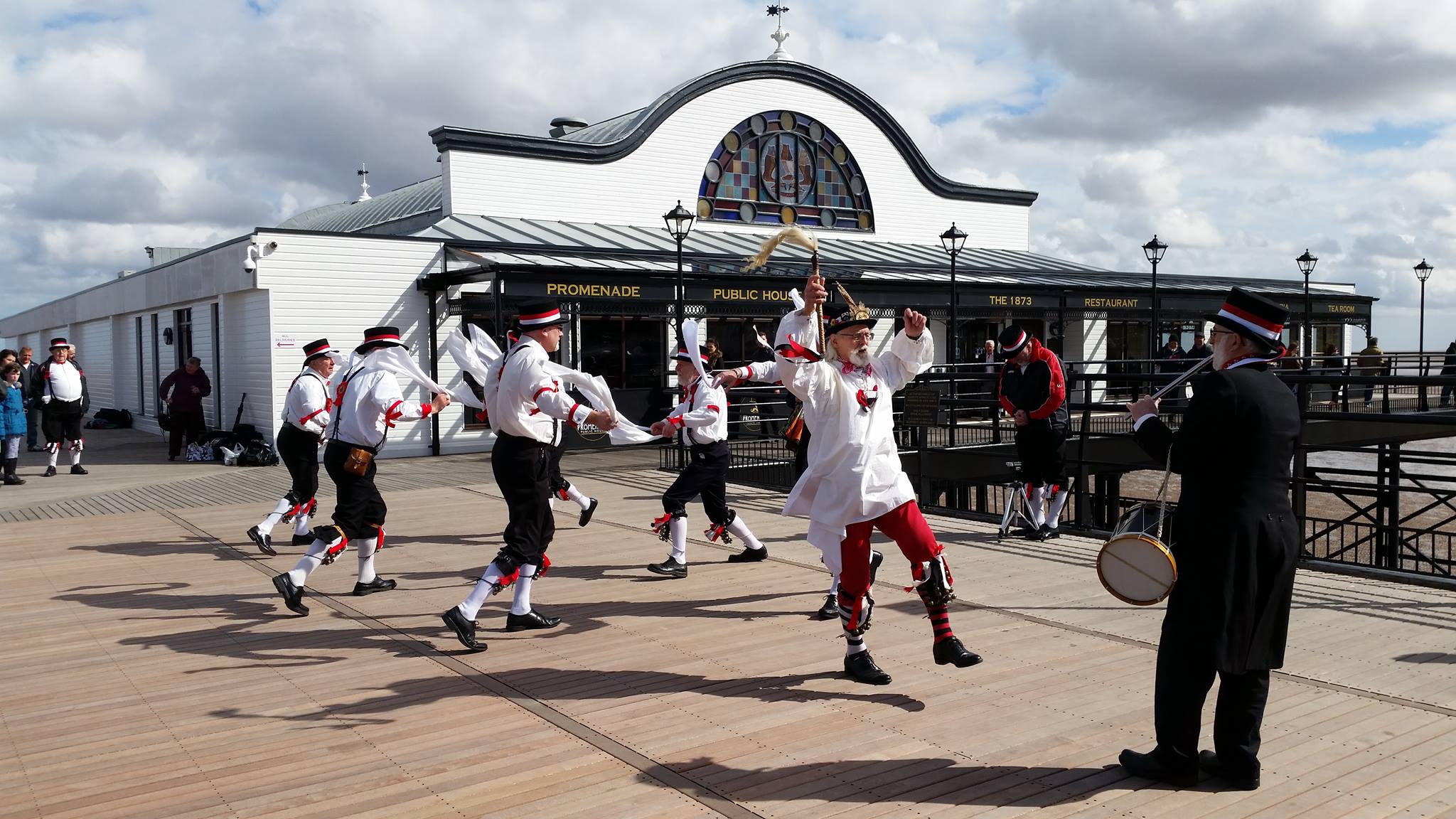 Grimsby Morris Men on the Pier at Cleethorpes